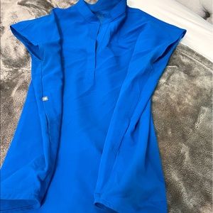 FIGS Rafaela oversized scrub top color royal blue size M